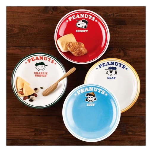 [184F0010] Snoopy - Japanese version of Snoopy Family Ceramic Plates (Set of 4)